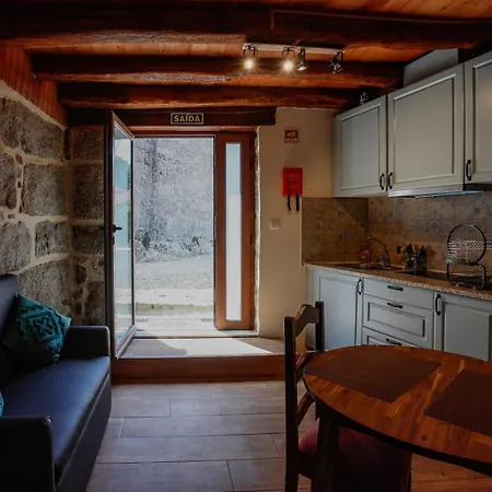 Дом отдыха Casas Vale Do Laboreiro Каштру-Лаборейру