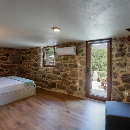 Semesterbostad Casas Vale Do Laboreiro Castro Laboreiro