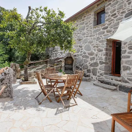 Дом отдыха Casas Vale Do Laboreiro Каштру-Лаборейру