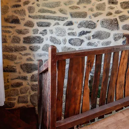 Casas Vale Do Laboreiro Ferienhaus *