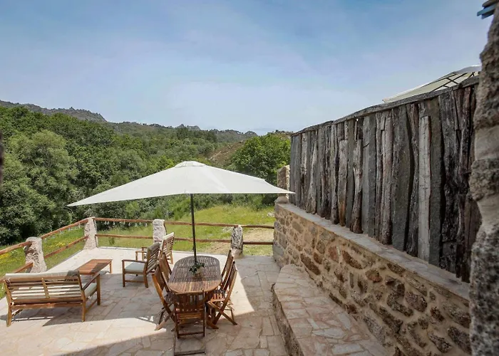 Casas Vale Do Laboreiro Dom wakacyjny Castro Laboreiro