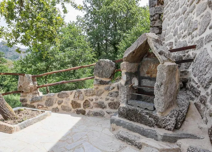 Casas Vale Do Laboreiro