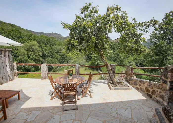 Casas Vale Do Laboreiro Castro Laboreiro